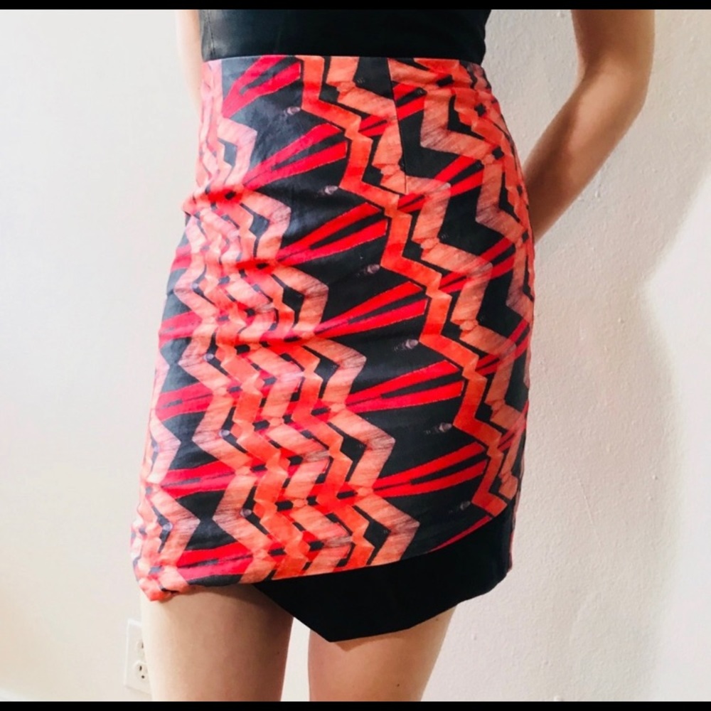 Bardot‎ Black and Multicolor Patterned Dress Sz 4